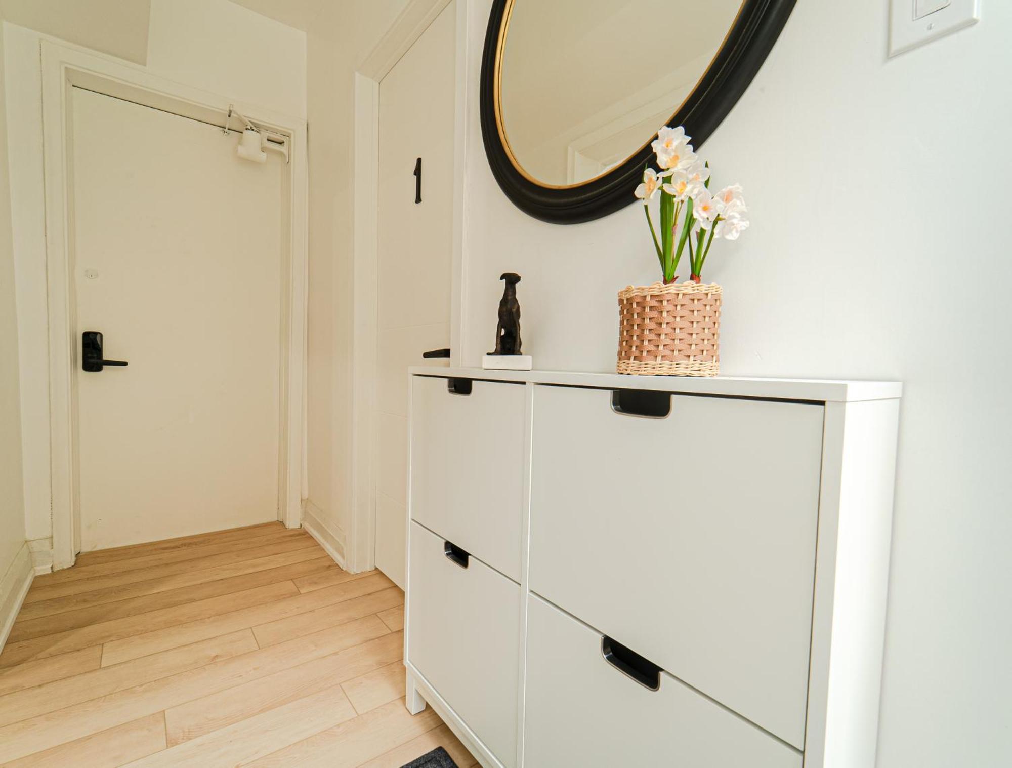 Quiet & Comfortable Double Private Room, Free Parking โตรอนโต ภายนอก รูปภาพ